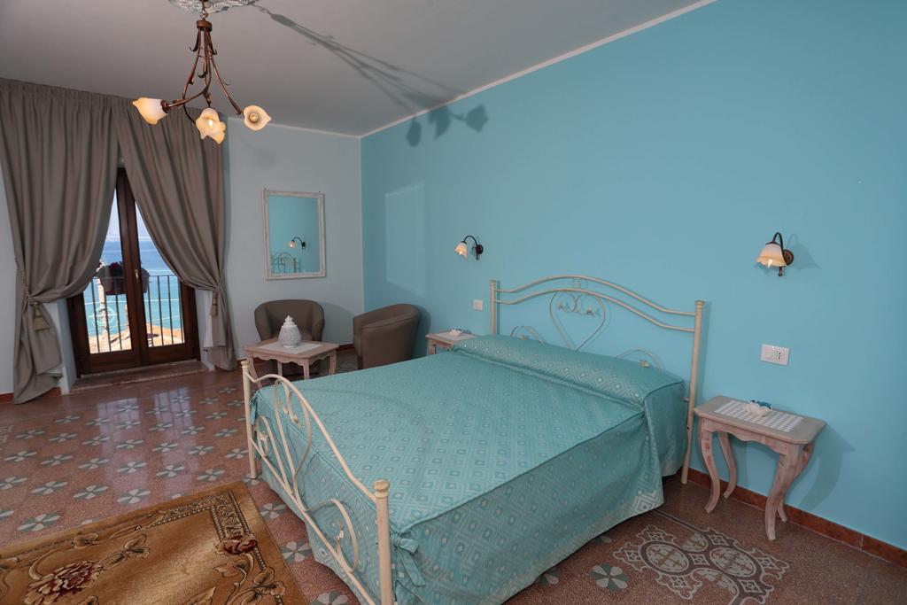 Отель Casale Pettinato Пиццо Экстерьер фото