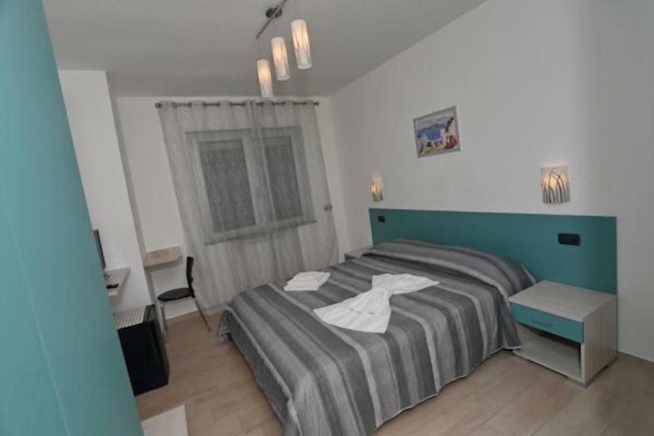 Отель Casale Pettinato Пиццо Экстерьер фото