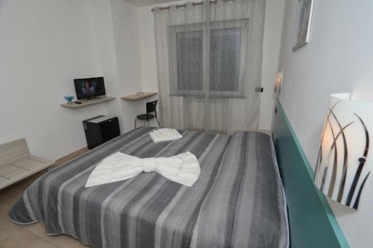 Отель Casale Pettinato Пиццо Экстерьер фото